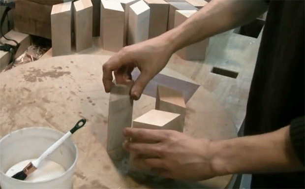 assembling-single-3d-cube-illusion