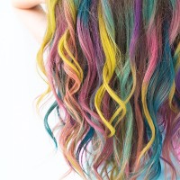 Summer Color: Temporary Colombré Hair