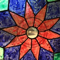 Peel and Paint a CD to Put New Spin on Sun Catchers