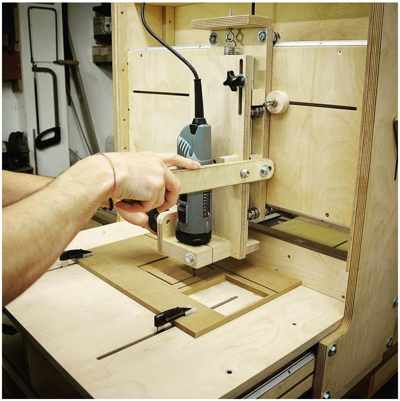 Clever Homemade 3D Router Table | Make: