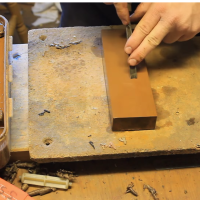 Watch How to Sharpen Gouges and V-Chisels