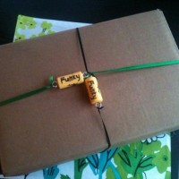 How-To: Wine Cork Gift Wrapping