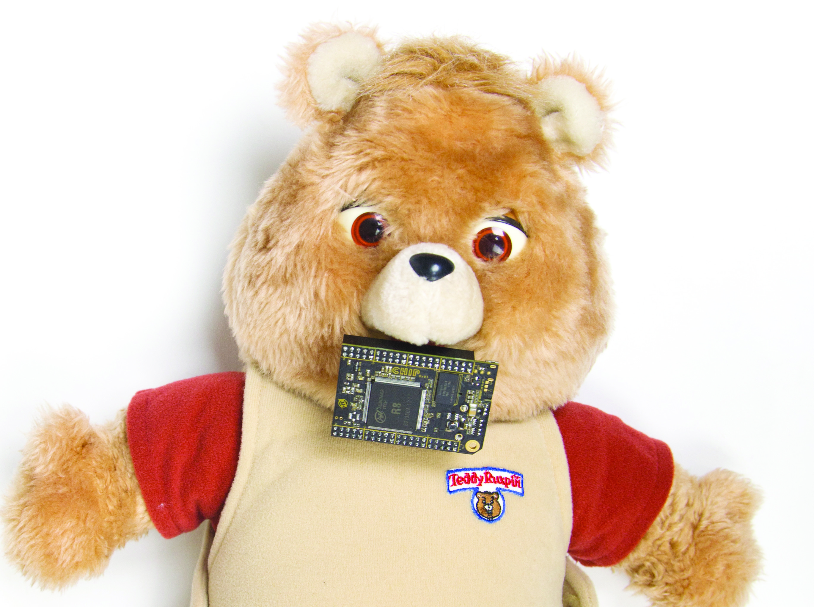 Hack a Teddy Ruxpin to Say Everything You Type or Tweet