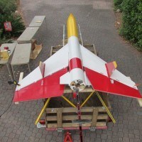 Hobby Rocketeers Build Amazing Upsized Estes Gyroc