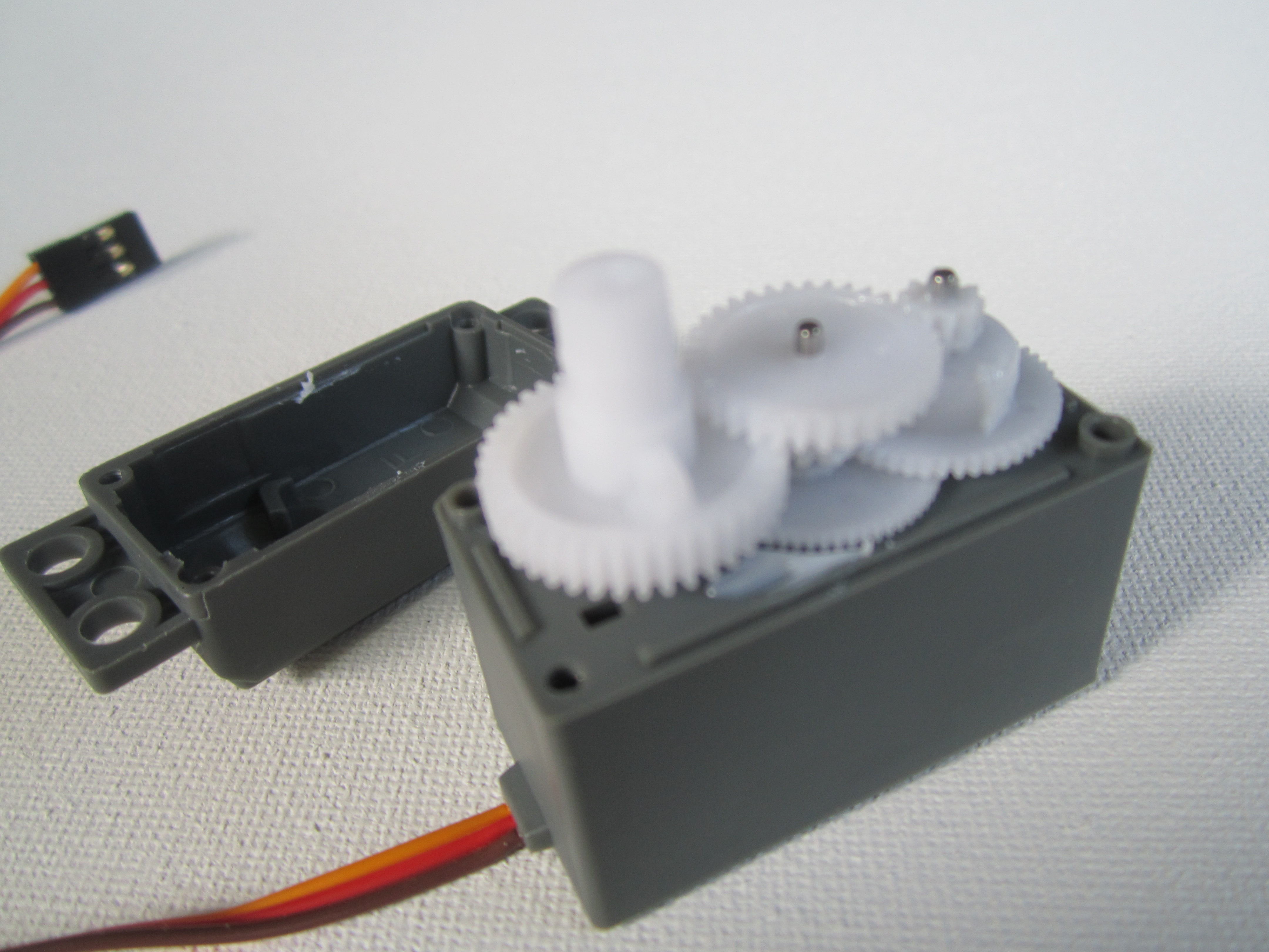 Simple Hack to Make an Adjustable Continuous Rotation Servo