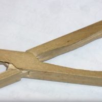 Cut a Pair of Working Pliers from a Single Piece of Wood