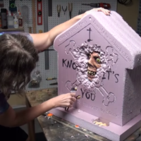 Weekend Watch: Epic Haunted House Builds from “Scary Lady Videos”