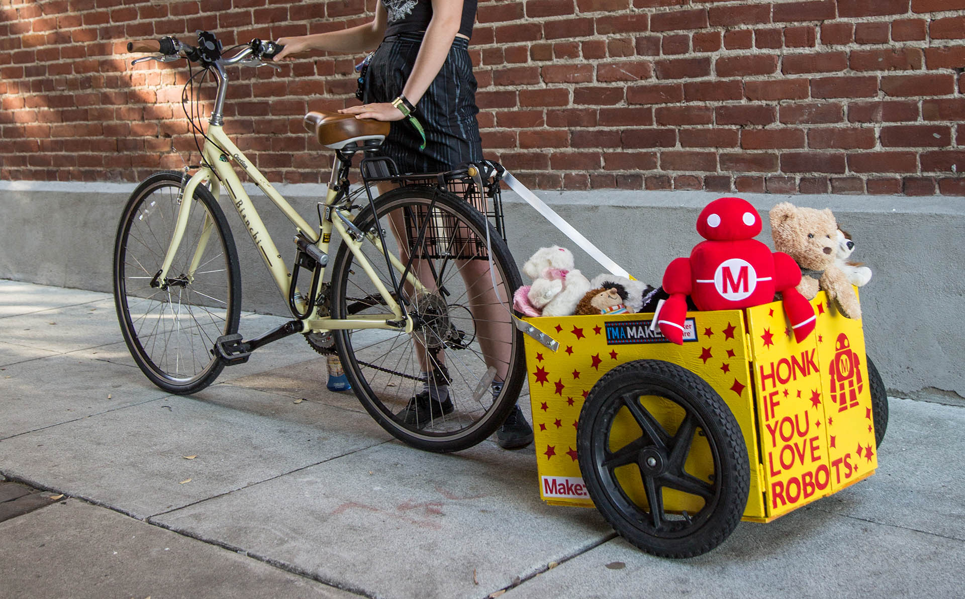 Save Space with a Collapsible Bike Trailer