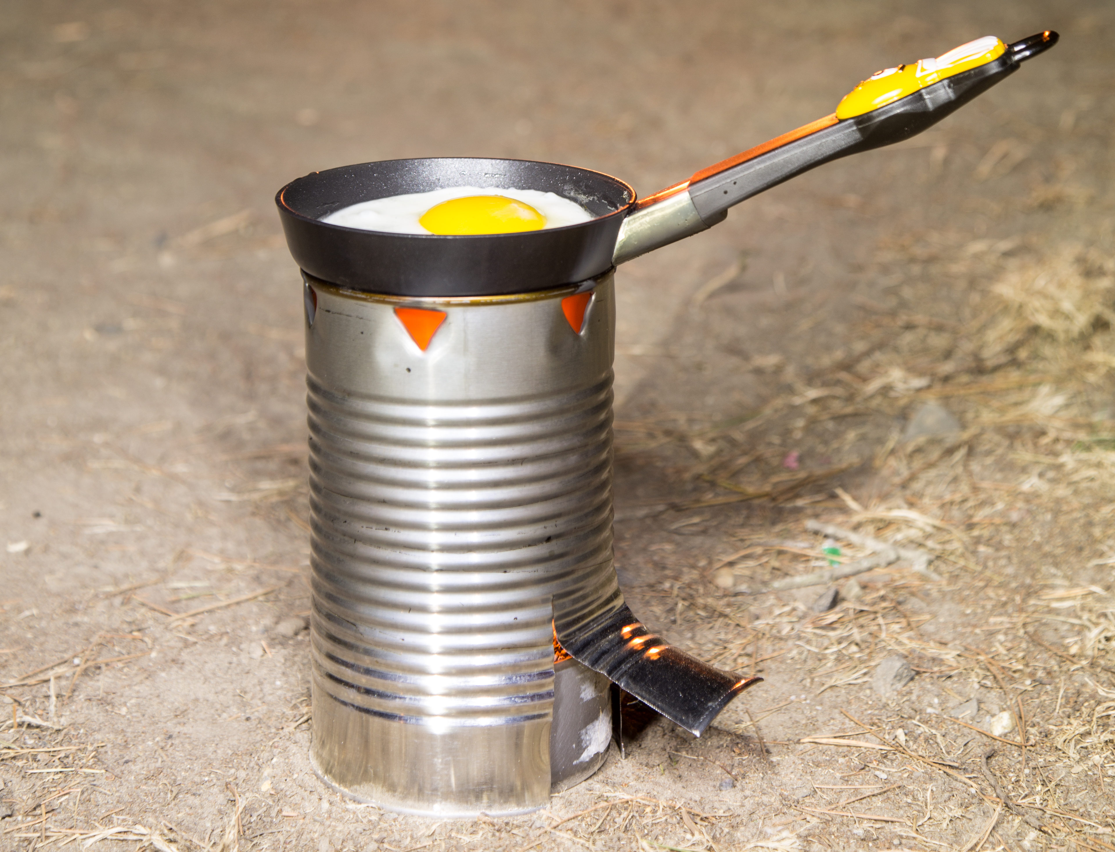 Build a Simple Camp Stove from a Tin Can - Make