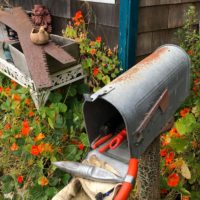 Tips of the Week: Big Wrench/Small Bolt, Organizing Screws, Mailbox Garden Tool Stash