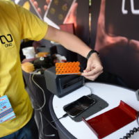 Phone-Screen-Driven Ono 3D Printer In Action at Maker Faire New York