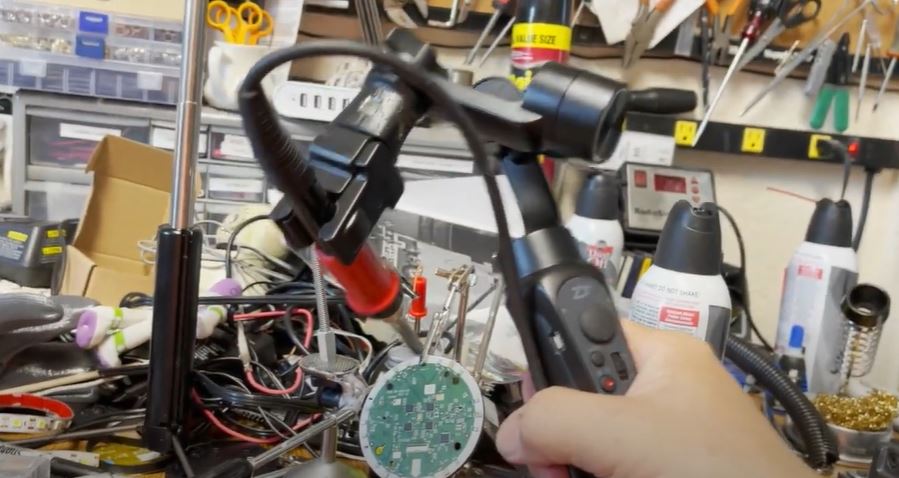 Soldering With A Hand Tremor: The Camera Gimbal Hack