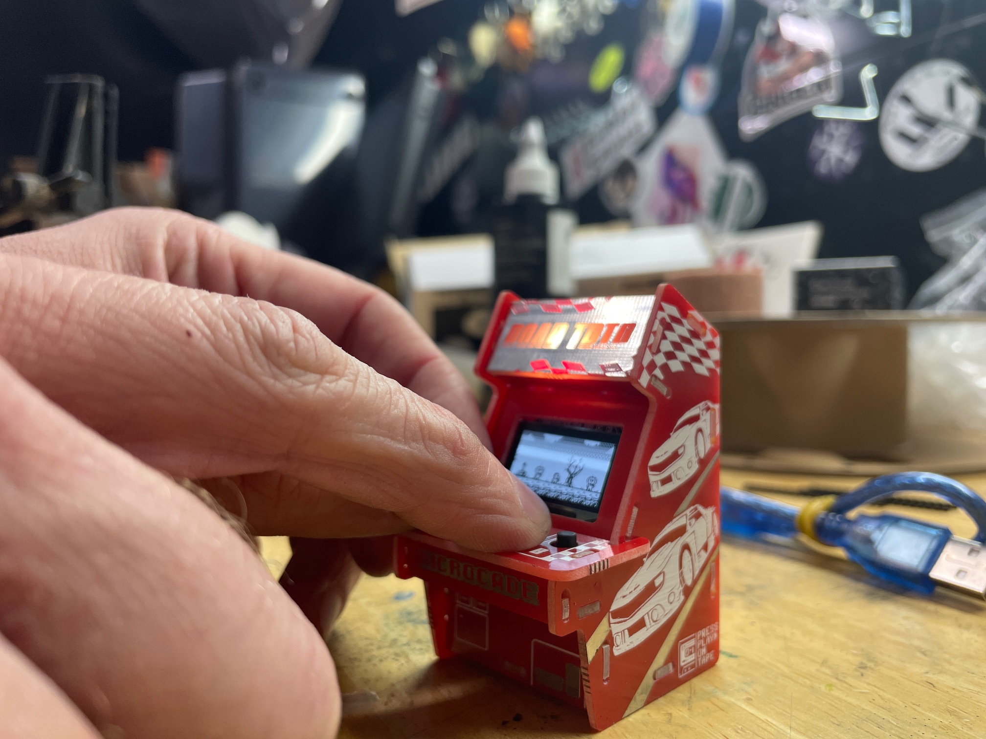 This Tiny Arcade Machine Is A Delightfully Easy Kit