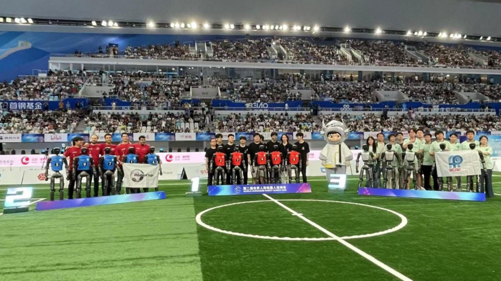 RoboCup провёл первый матч 11 на 11 между человекоподобными роботами