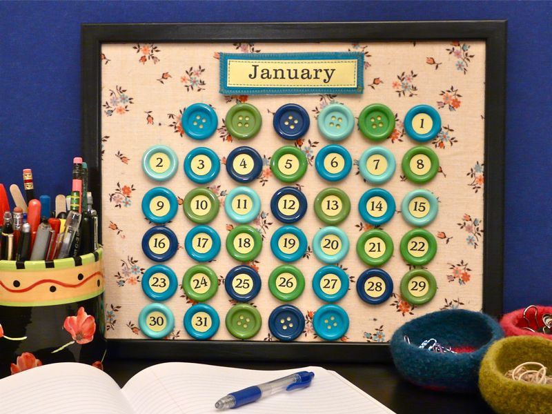 Perpetual Button Calendar