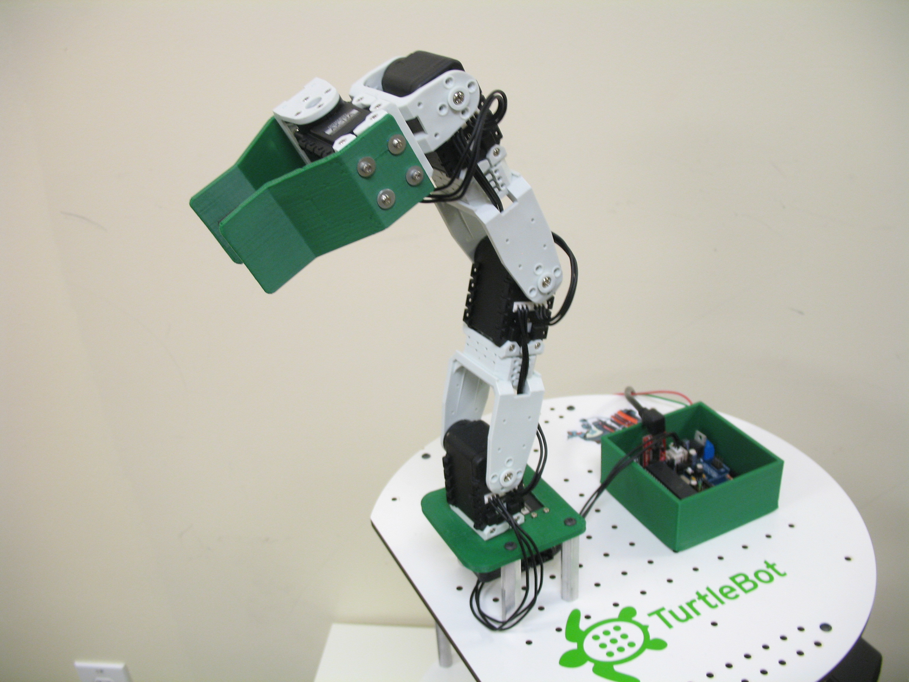 Wiring and Attaching an Arm to Your TurtleBot