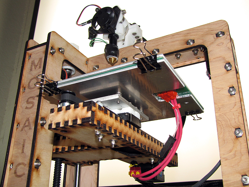 The MakerGear Mosaic 3D Printer  – Part VI: The Build Platform